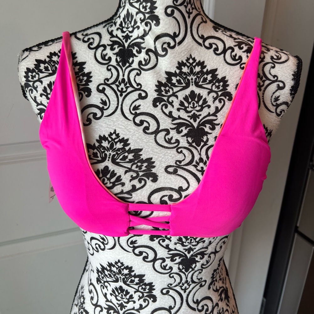 TiniBikini Neon Pink Strappy Scoop reversible Bikini top. Medium